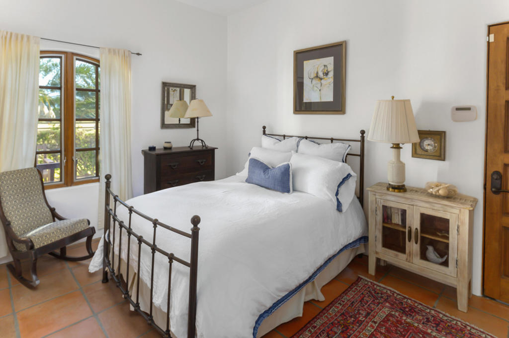 Vista Santa Rosa - Residential