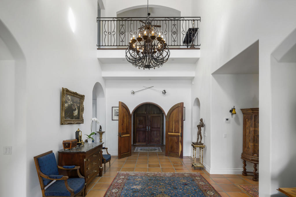 Vista Santa Rosa - Residential