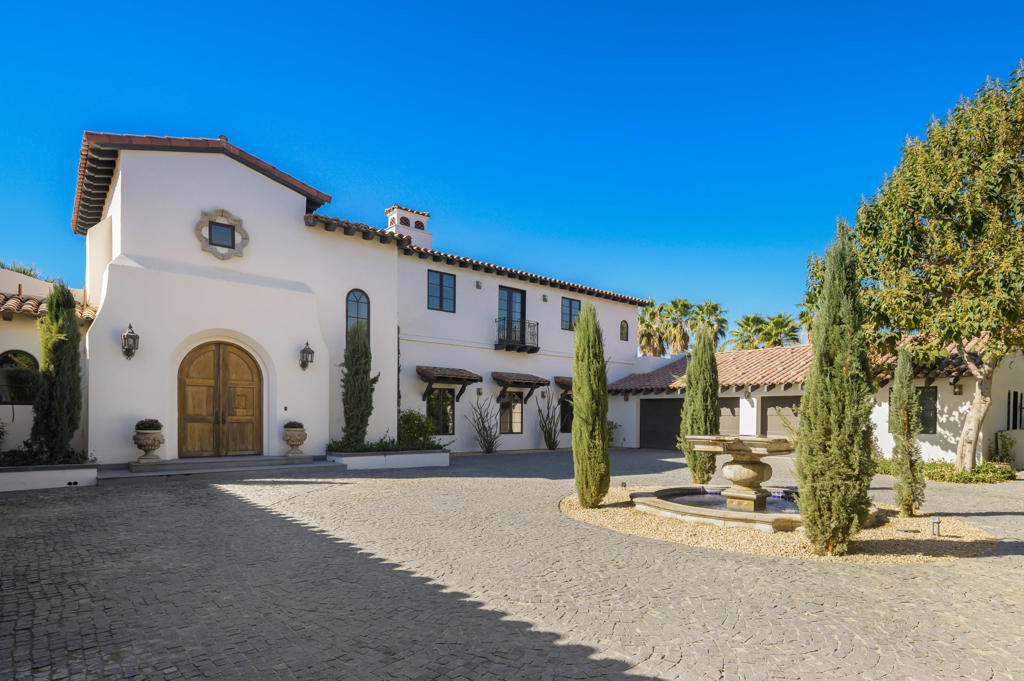 Vista Santa Rosa - Residential