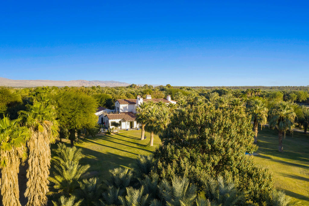 Vista Santa Rosa - Residential