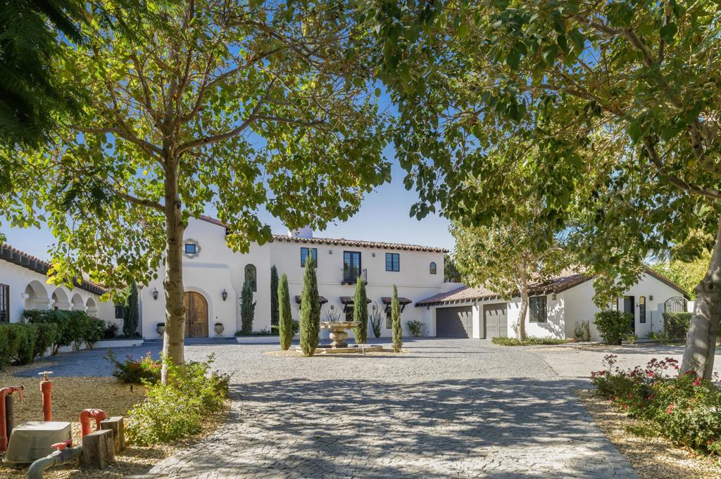 Vista Santa Rosa - Residential