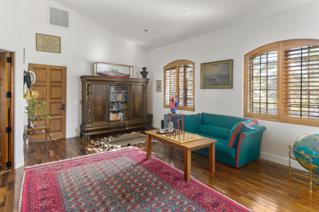 Vista Santa Rosa - Residential