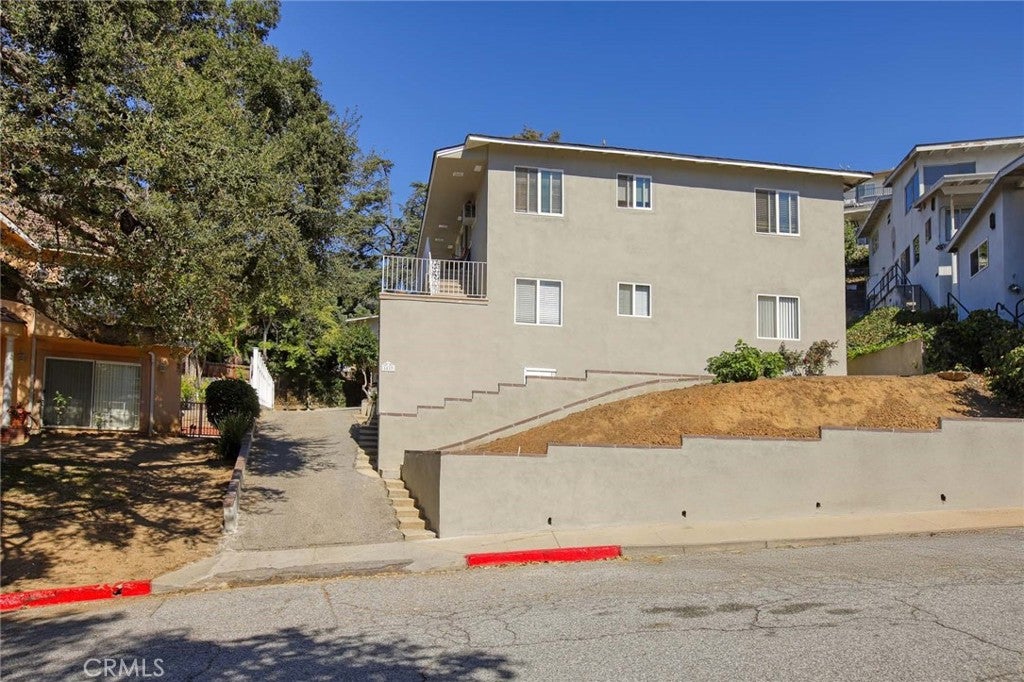1817 Verdugo Loma
