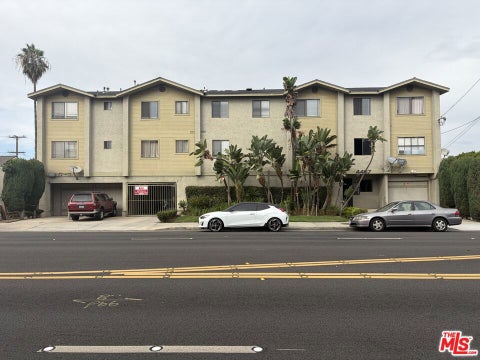 Photo of 4467 W 120th Street #7, Hawthorne, CA 90250 (MLS # 26103179)
