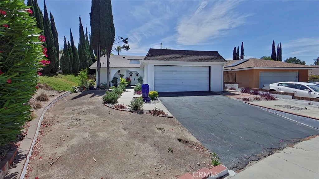 11014 Tinker Ave AVE