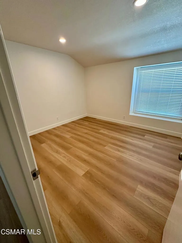 Woodland Hills, California 91367, United States, 3 Bedrooms Bedrooms, ,2 BathroomsBathrooms,Residential,Active,164066