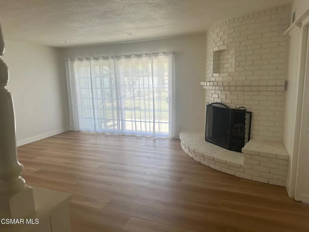 Woodland Hills, California 91367, United States, 3 Bedrooms Bedrooms, ,2 BathroomsBathrooms,Residential,Active,164066