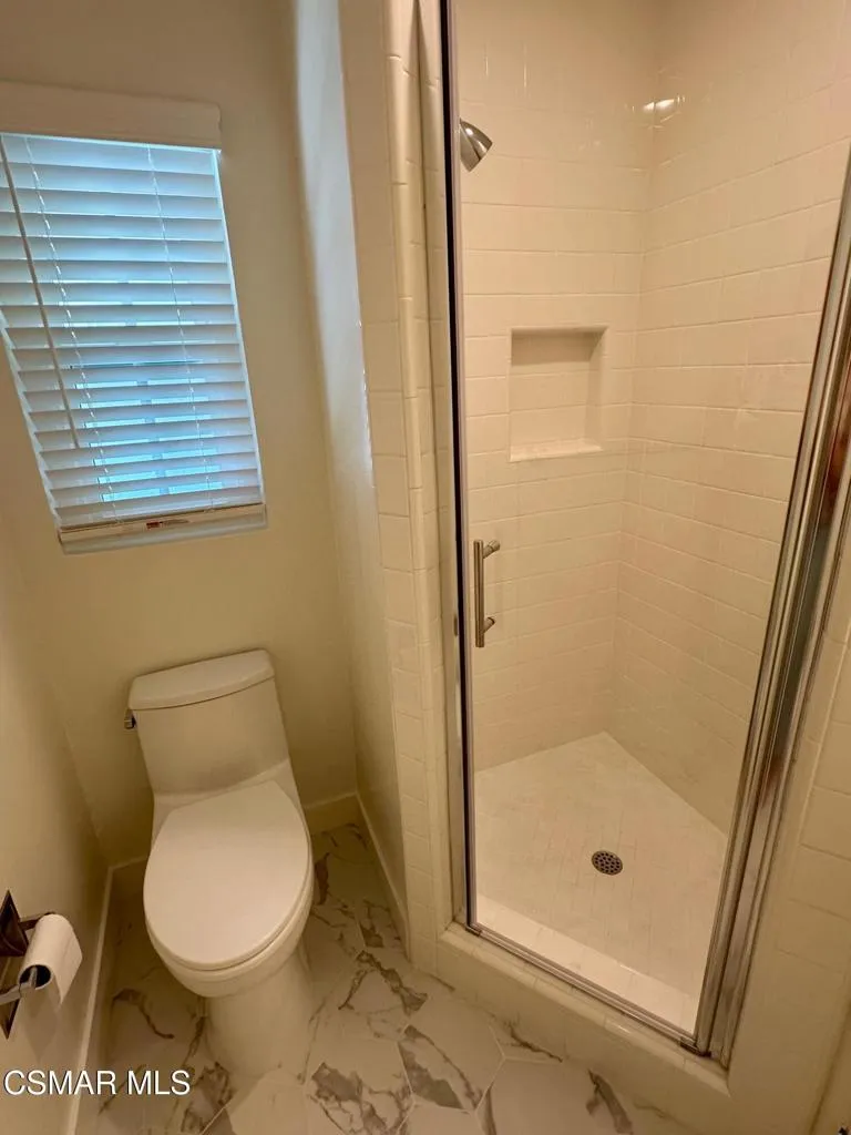 Woodland Hills, California 91367, United States, 3 Bedrooms Bedrooms, ,2 BathroomsBathrooms,Residential,Active,164066