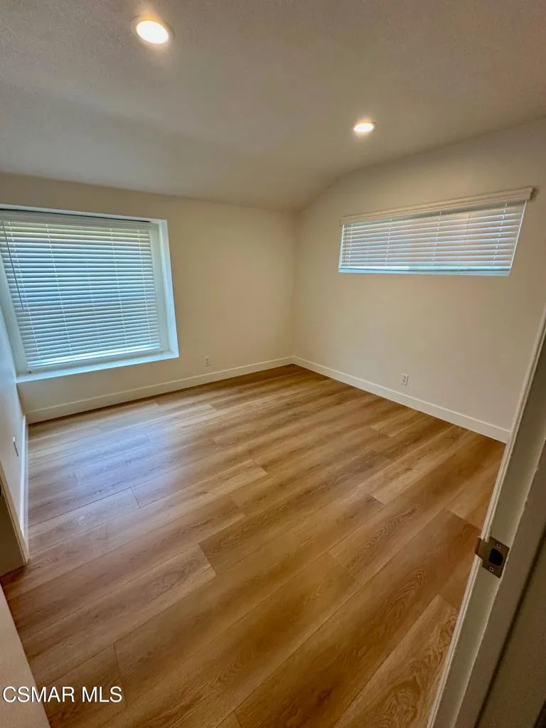 Woodland Hills, California 91367, United States, 3 Bedrooms Bedrooms, ,2 BathroomsBathrooms,Residential,Active,164066