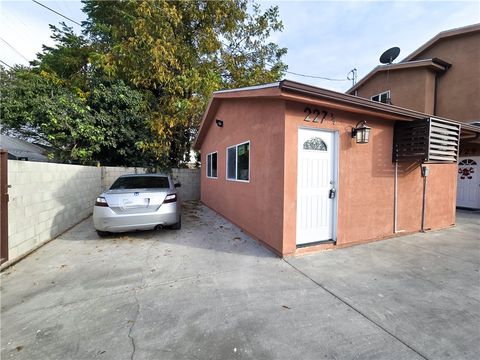 Photo of 227 1/2 E 84th Pl, Los Angeles, CA 90003 (MLS # PW26050981)