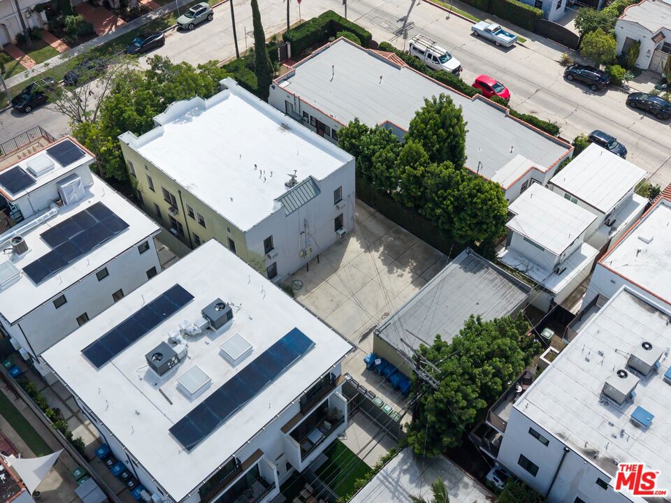 807 N June Street