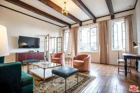 Photo of 5959 Franklin Avenue #301, Los Angeles, CA 90028 (MLS # 26840029)