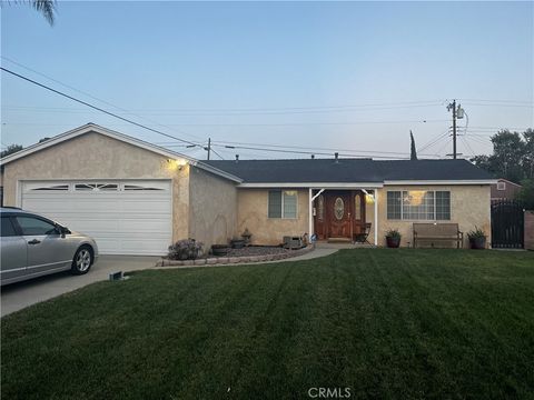 2214 2214 Cynthia Pomona CA 91766