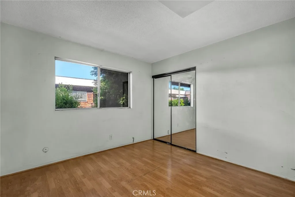 Encino, California 91316, United States, 2 Bedrooms Bedrooms, ,2 BathroomsBathrooms,Residential,Active,231435