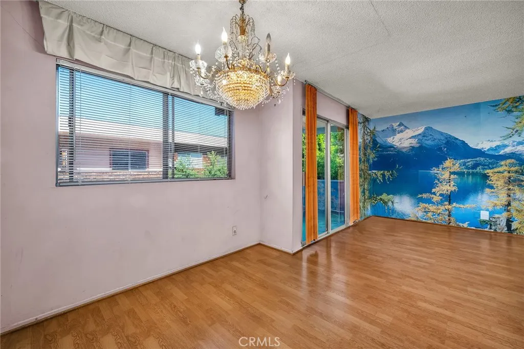 Encino, California 91316, United States, 2 Bedrooms Bedrooms, ,2 BathroomsBathrooms,Residential,Active,231435