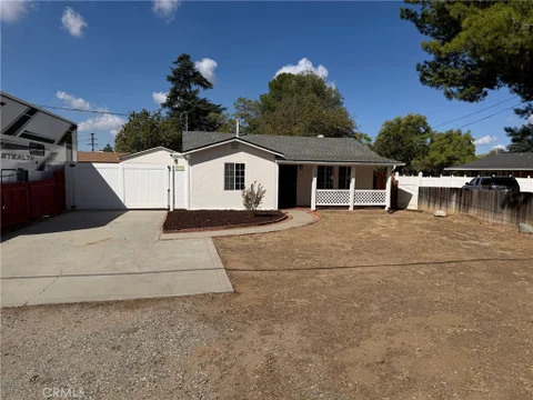 MLS: IV26212862