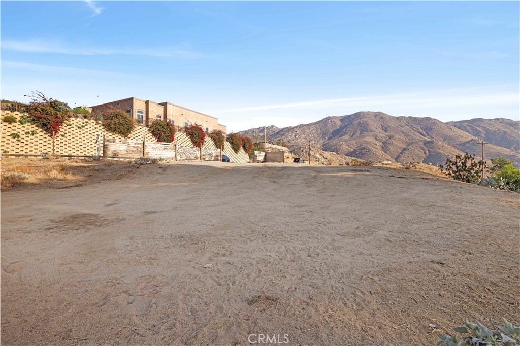 2935 Galaxie Heights Road