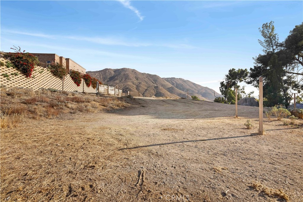 2935 Galaxie Heights Road