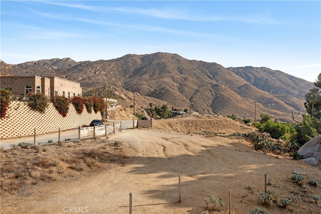 2935 Galaxie Heights Road