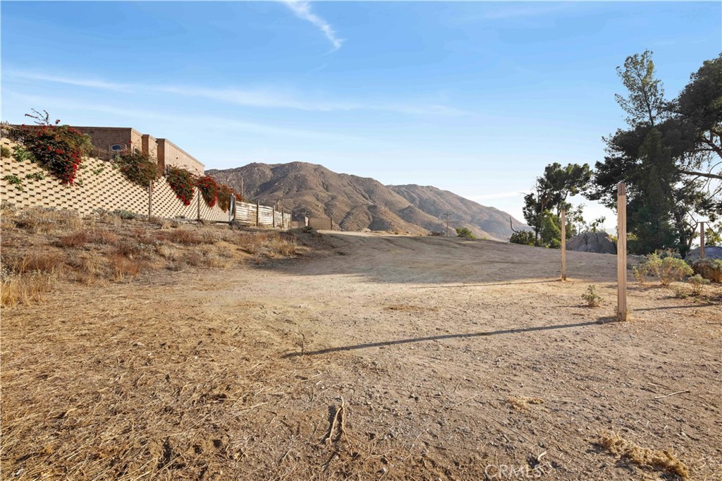 2935 Galaxie Heights Road