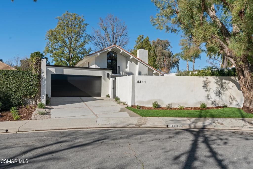 Photo of 4411 Regents Court, Westlake Village, CA 91361 (MLS # 226000176)