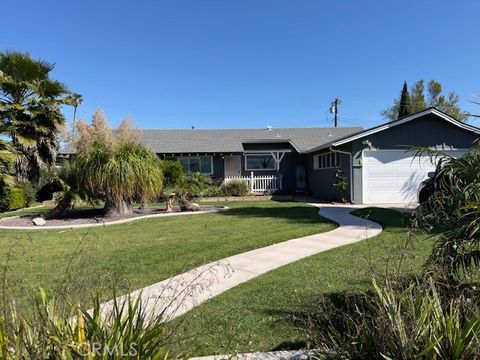 Photo of 11142 Vinevale St, Garden Grove, CA 92841 (MLS # OC26057740)