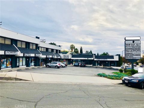 Photo of 3857 Foothill Blvd Blvd #17, La Crescenta, CA 91214 (MLS # GD26066789)