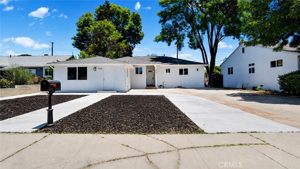 7032 Penfield