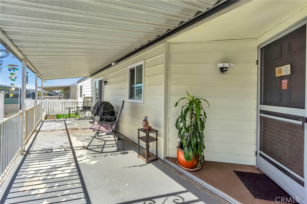 6741 Lincoln Avenue 32