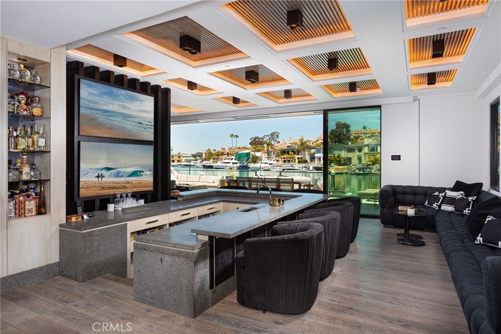 Harbor Island ""Drive"" (HIDC) - Residential