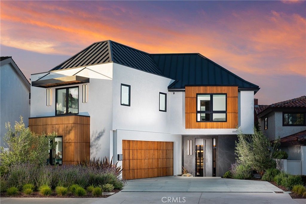 660 Harbor Island Drive
