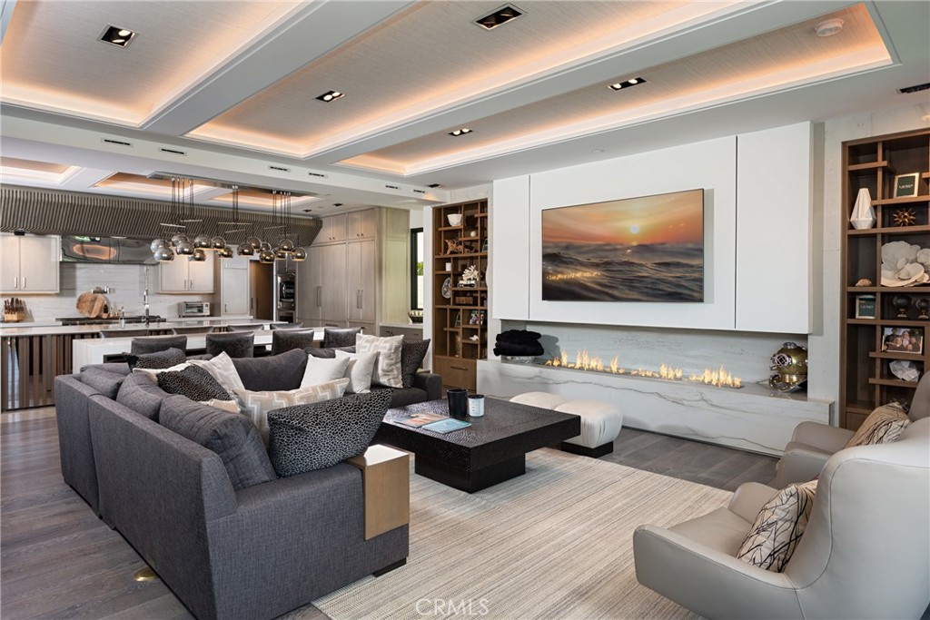 Harbor Island ""Drive"" (HIDC) - Residential