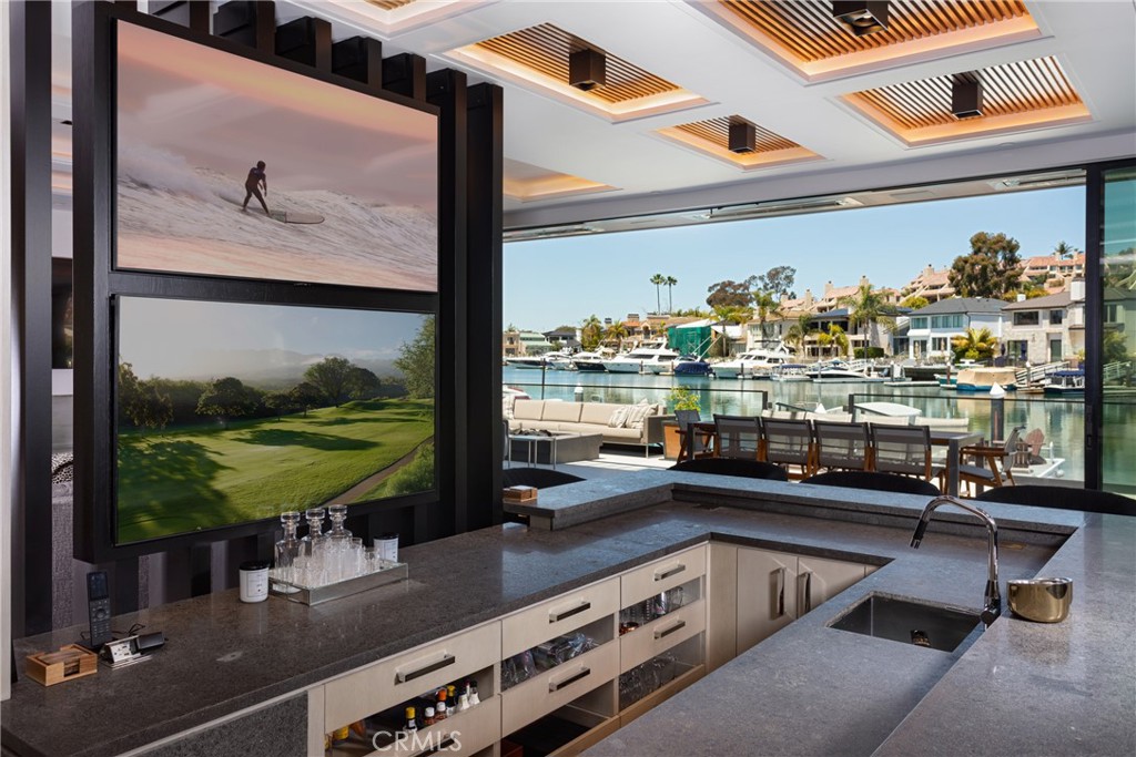 Harbor Island ""Drive"" (HIDC) - Residential