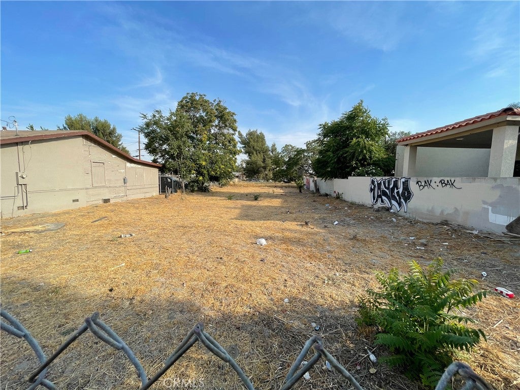1263 W Baseline Street