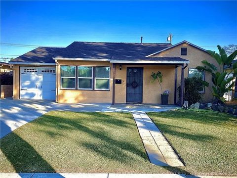 Photo of 14504 Cordary Ave, Hawthorne, CA 90250 (MLS # WS26018724)