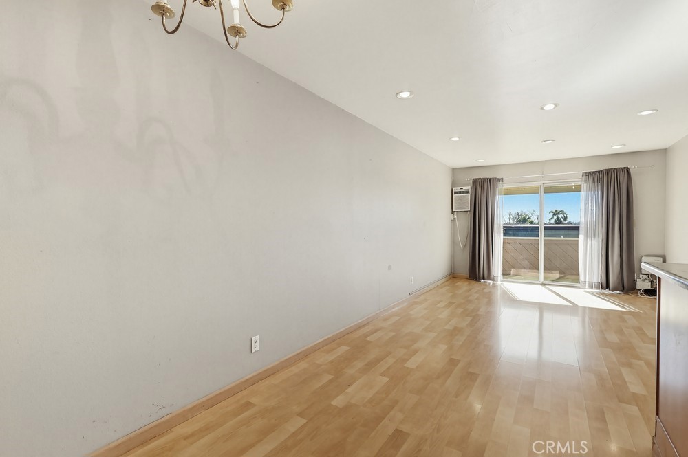 5585 E Pacific Coast Hwy. 353