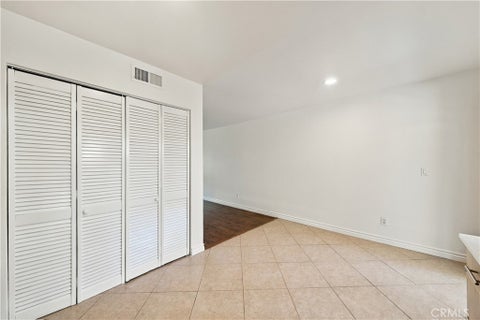 Tiny photo for 5314 Lake Lindero DR, Agoura Hills, CA 91301 (MLS # SR26226549)
