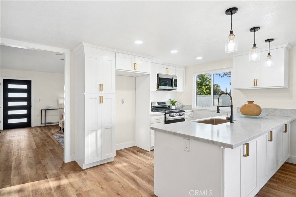25601 Califia, Laguna Hills CA 92653 - Photo 15