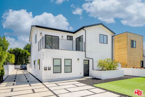 Photo of 5826 Craner Avenue #5826, North Hollywood, CA 91601 (MLS # 26834839)