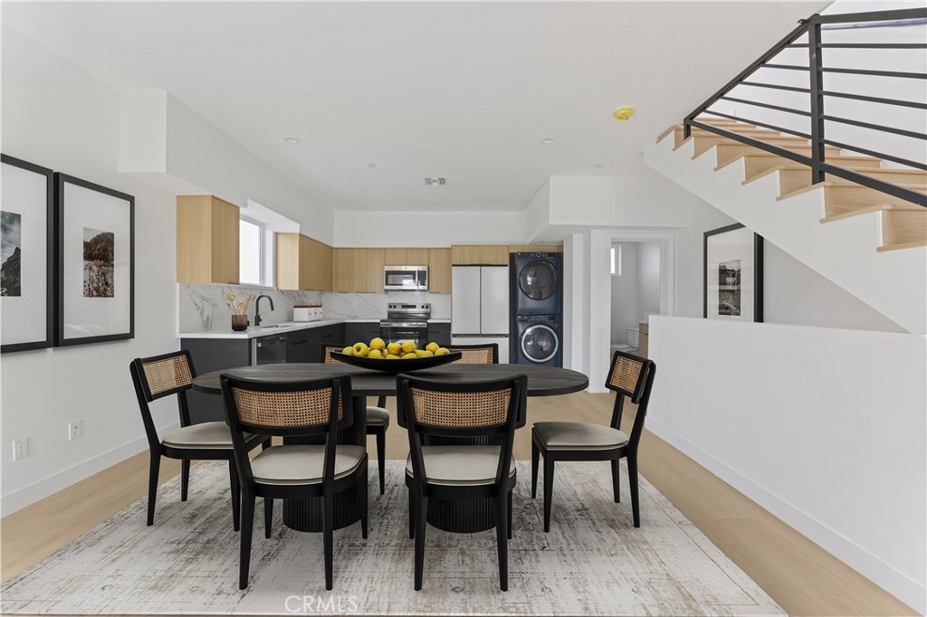 Properties 2 4511 Rosewood Avenue