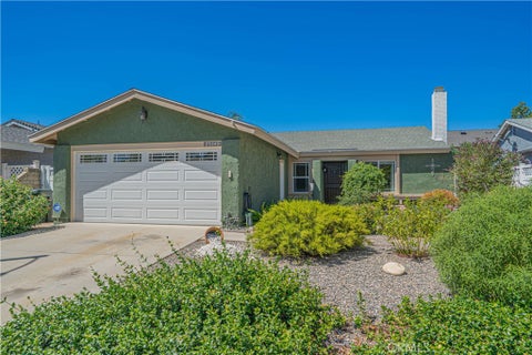 Photo of 25349 Via Telino, Valencia, CA 91355 (MLS # SR26167390)