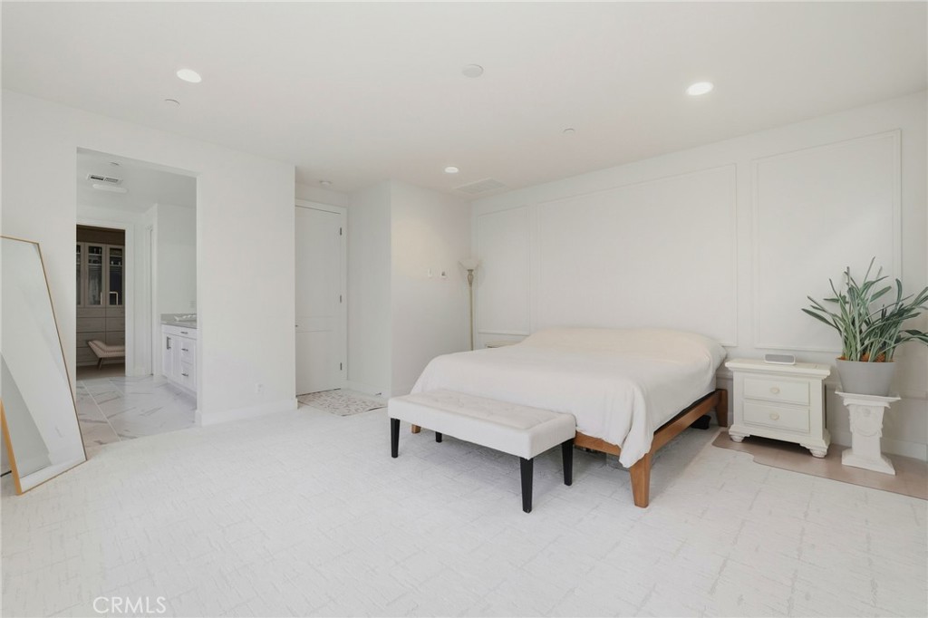 Iron Ridge - Residential