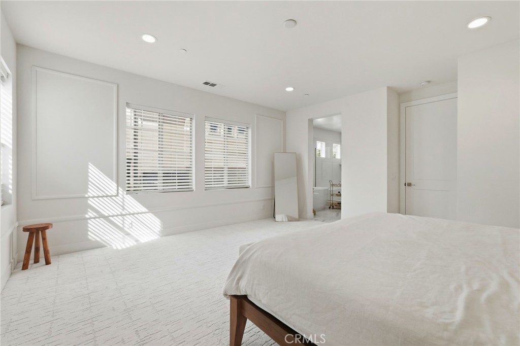 Iron Ridge - Residential