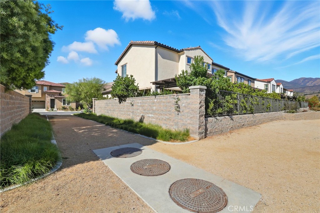 Iron Ridge - Residential