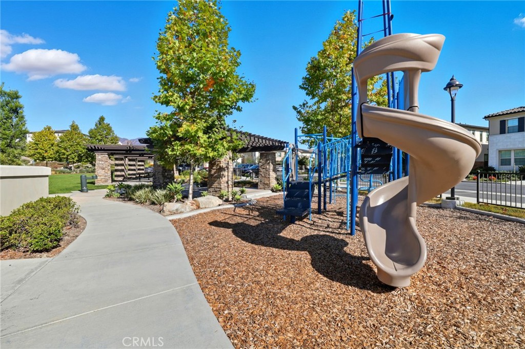 Iron Ridge - Residential