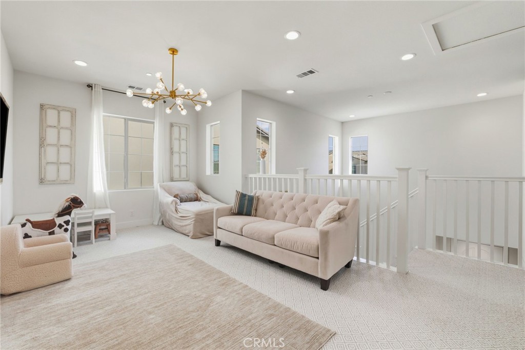 Iron Ridge - Residential