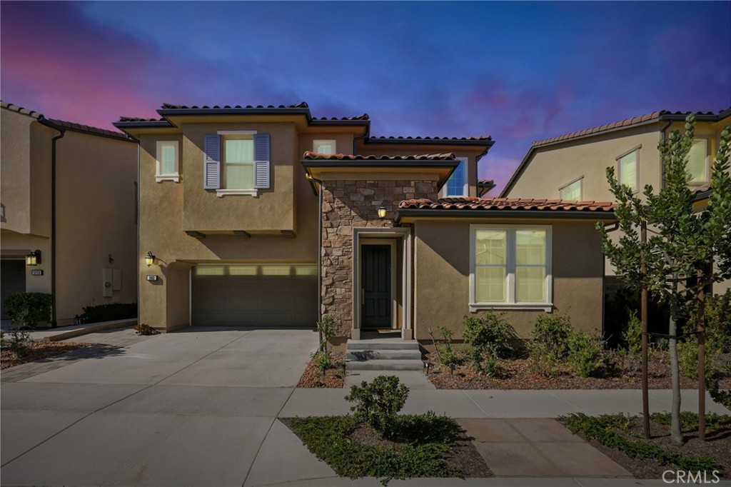 1883 Aliso Canyon Drive