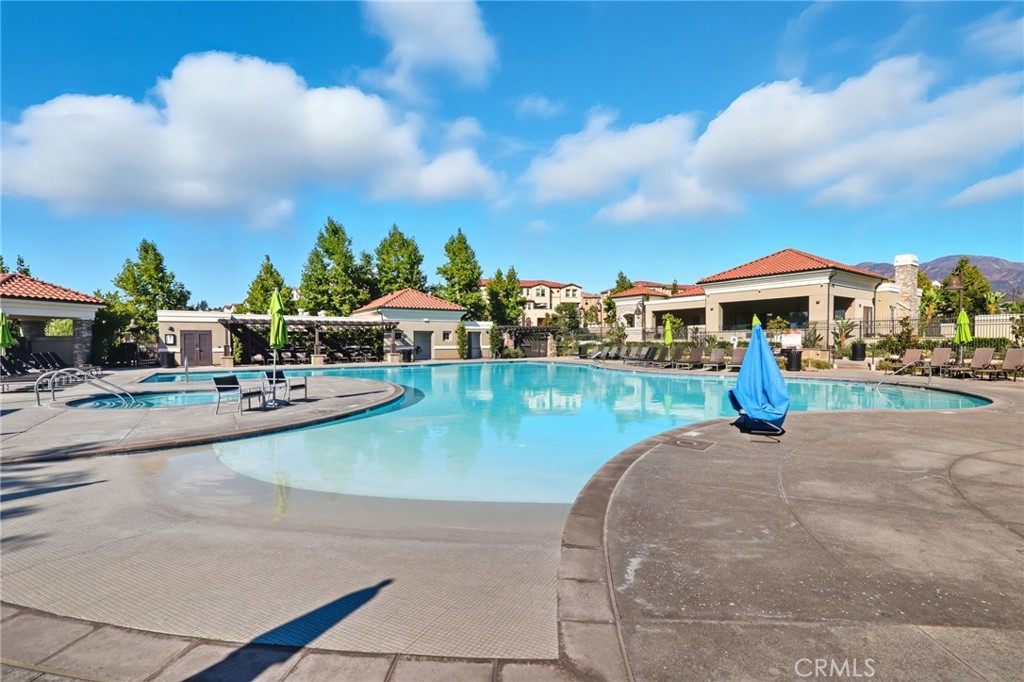 Iron Ridge - Residential