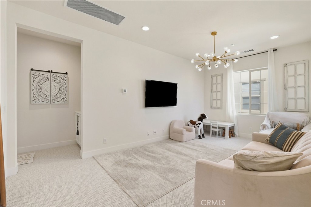 Iron Ridge - Residential