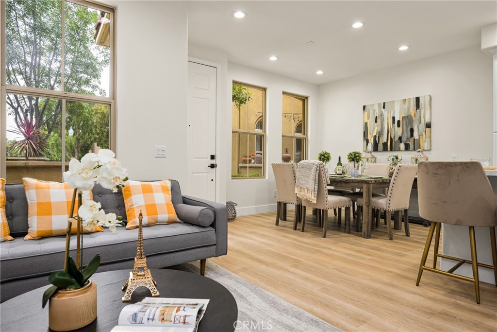 Garland Park (WDGP) - Residential Lease